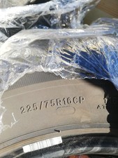 Caravanreifen fast zu verschenken