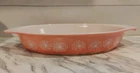 Vintage PYREX Pink Daisy Casserole 1.5 Quart Oval Dish No Lid no chips no cracks