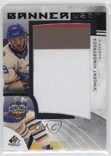 2022-23 Upper Deck SP Game Used Vincent Hinostroza #BYHC-VH 0z59