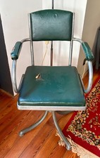 Poltroncina in acciaio e fintapelle girevole anni 50  da sistemare vintage