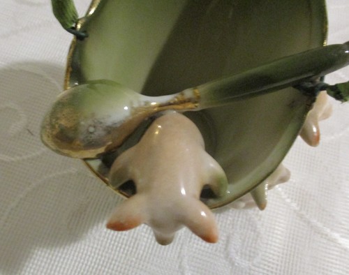 Antique German Pink Pig Fairing 3 Pigs With A Pail / Bucket And Spoon - Picture 9 of 10