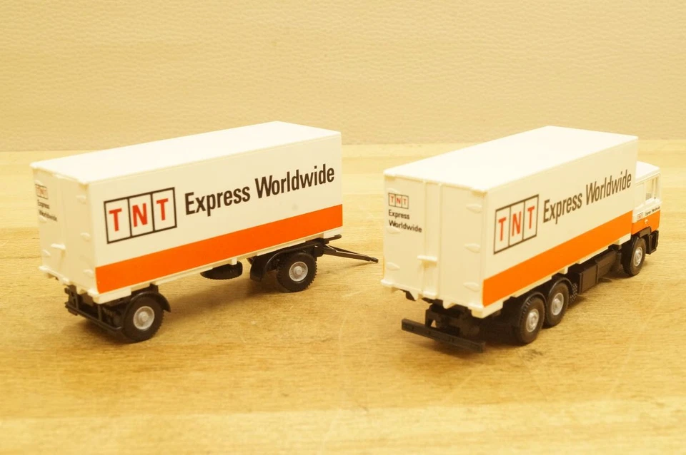 Ho 1:87 WIKING 574 01 42 Man F 90 Scambiare il Corpo Rimorchio " tnt Express " - Immagine 3 di 4