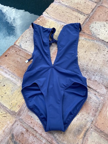 Tory Burch Navy One Piece V Plunge Swimsuit Sz Xs New 945 Ebay Tory Burch Navy One Piece V Plunge Swimsuit Sz Xs New 945 Ebay