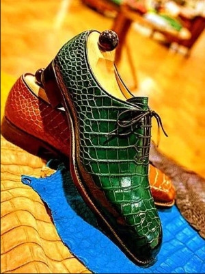 Top Qualität Krokodoprint Leder Schnürschuh, Schnitt