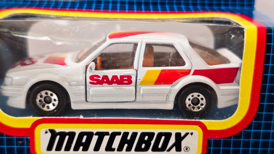 Matchbox 22 Saab 9000 Turbo / 1988 /Unpunched Blue Grid Window Box / Rare / New - Image 2 of 4