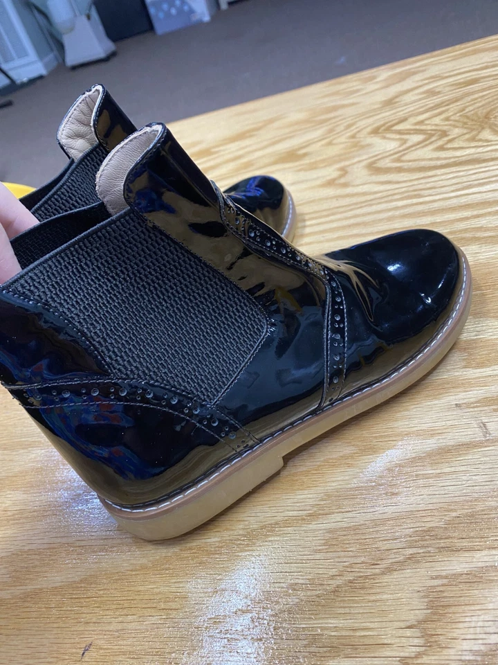 Botas Elephantito Chelsea infantil 3 preto couro envernizado biqueira redonda S57 - Imagem 4 de 4