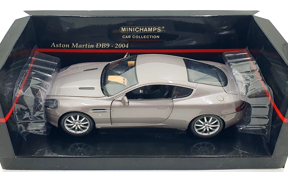 Minichamps 1/18 Scale 150 137320 - Aston Martin DB9 - Silver - Image 4 of 4