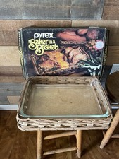 Vintage Pyrex - Baker in a Basket - 3qt - 9x13 Dish w/Woven Basket