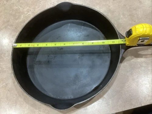 Vintage Wagner Ware Sidney O #10 A Cast Iron Skillet  Heat Ring Double Spouts