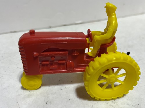 Vintage Marx Plastic Toys w Tractor, Plow,Disc,Hay Rake,Sickle Mower & Wagon - Picture 4 of 17