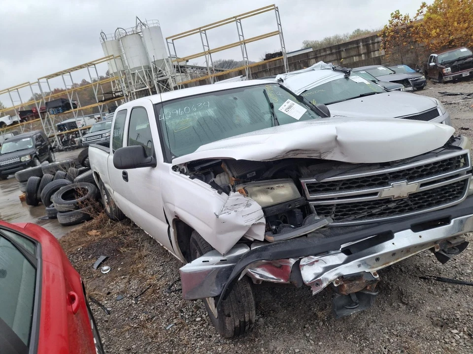 二手发动机 完整总成 适合:2006 雪佛兰索罗德 1500 皮卡 4.3L VI — 第 2/4 张图片