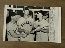 Pirate Heroes Elroy Face, Dale Long & Dick Groat Vintage 1956 AP Wirephoto 
