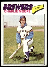 1977 Topps Charlie Moore Milwaukee Brewers #382