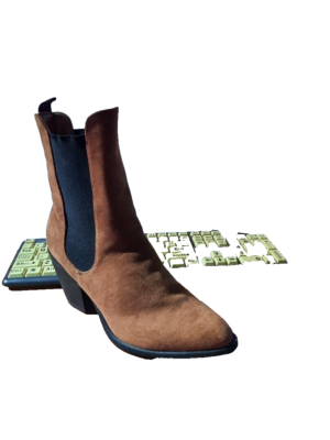 Shein Women's Boots Brown Size New With Manufactory Flaw