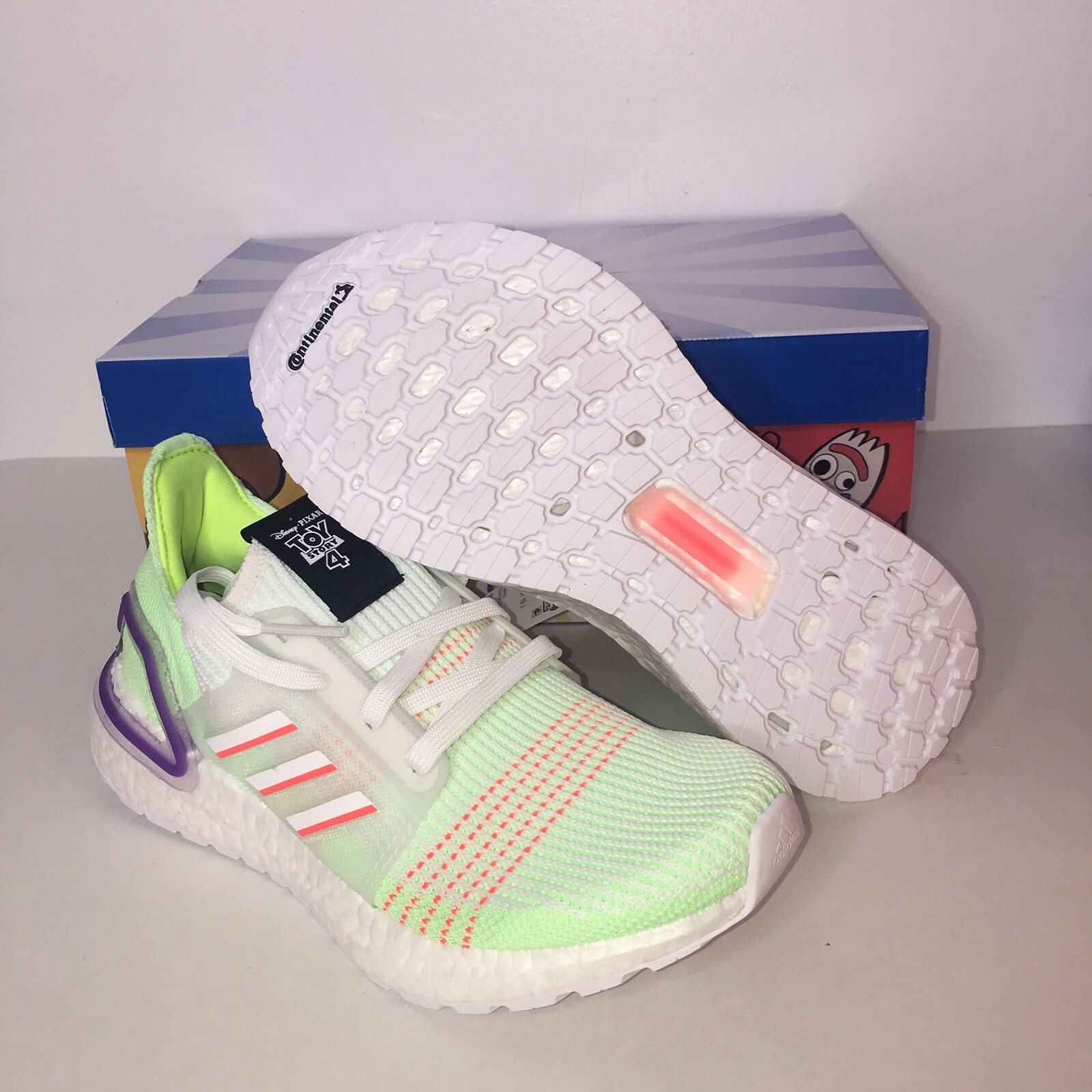 adidas ultra boost 2019 toy story buzz lightyear