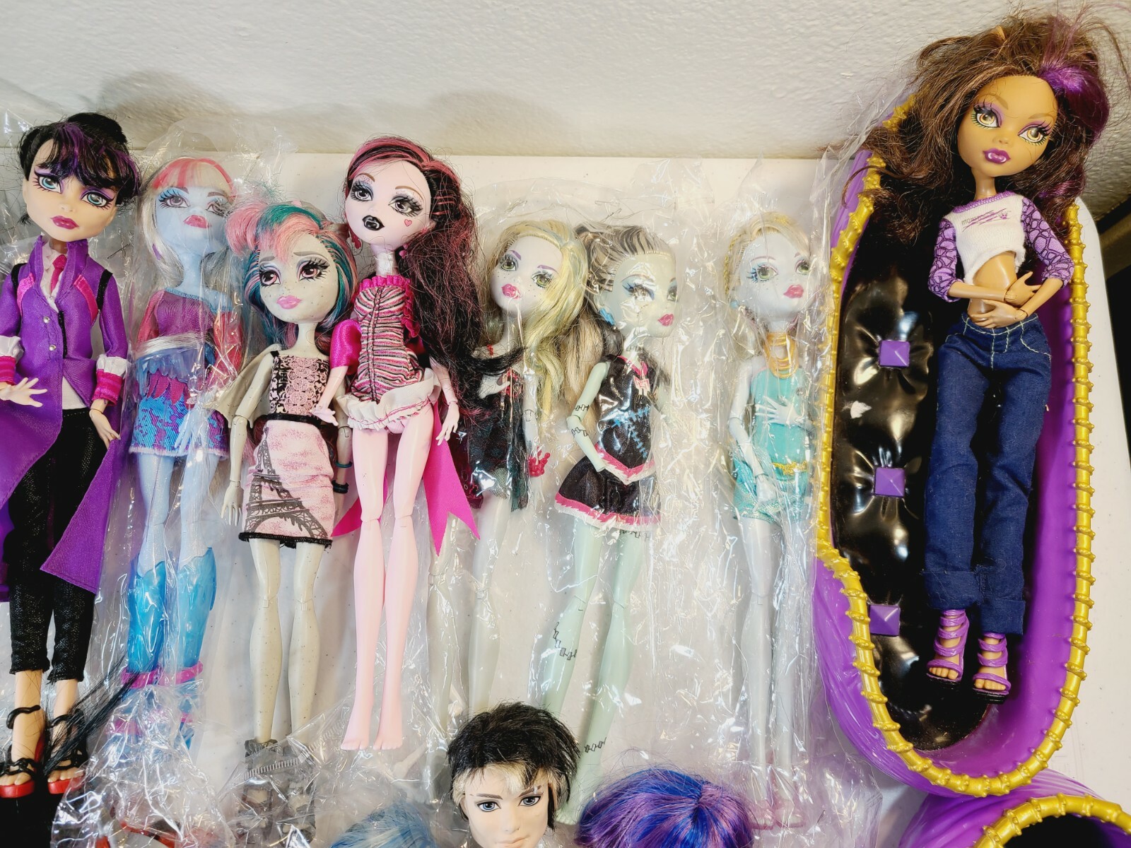 18 monster high doll