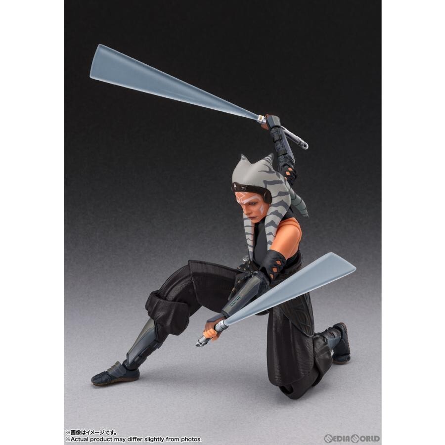 NEW S.H.Figuarts Ahsoka Tano STAR WARS Ahsoka Action Figure BANDAI