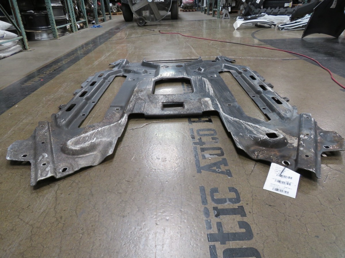 Maserati Granturismo, GranCabrio, Lower Under Tray, Used, P