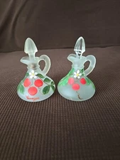 Older Set Of Vinager And Oil Cruet 285