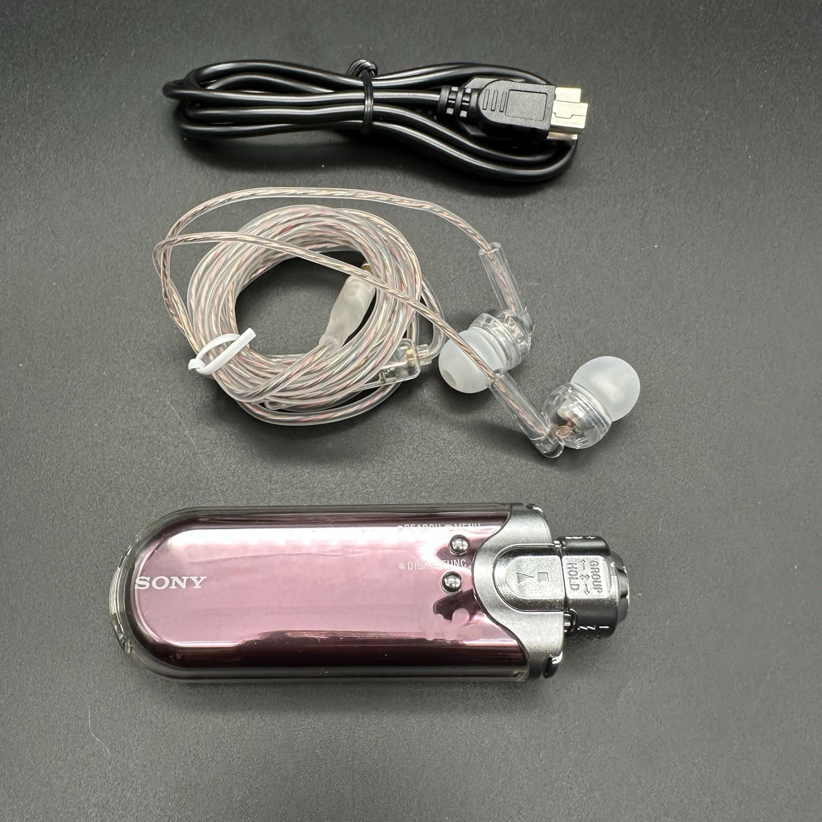 SONY NW-E505 Portable Audio Player Walkman 512 MB Pink Defect Present