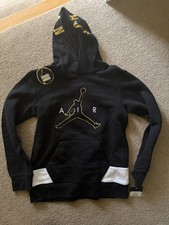 NWT Jordan Hoodie Boys Lrg Black/Gold/Wht