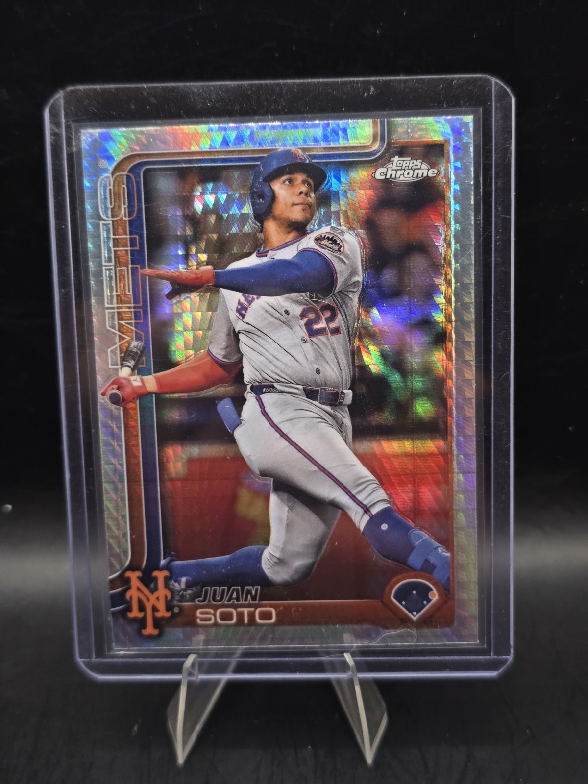 2025 Topps Chrome - Juan Soto #200 Prism Refractor
