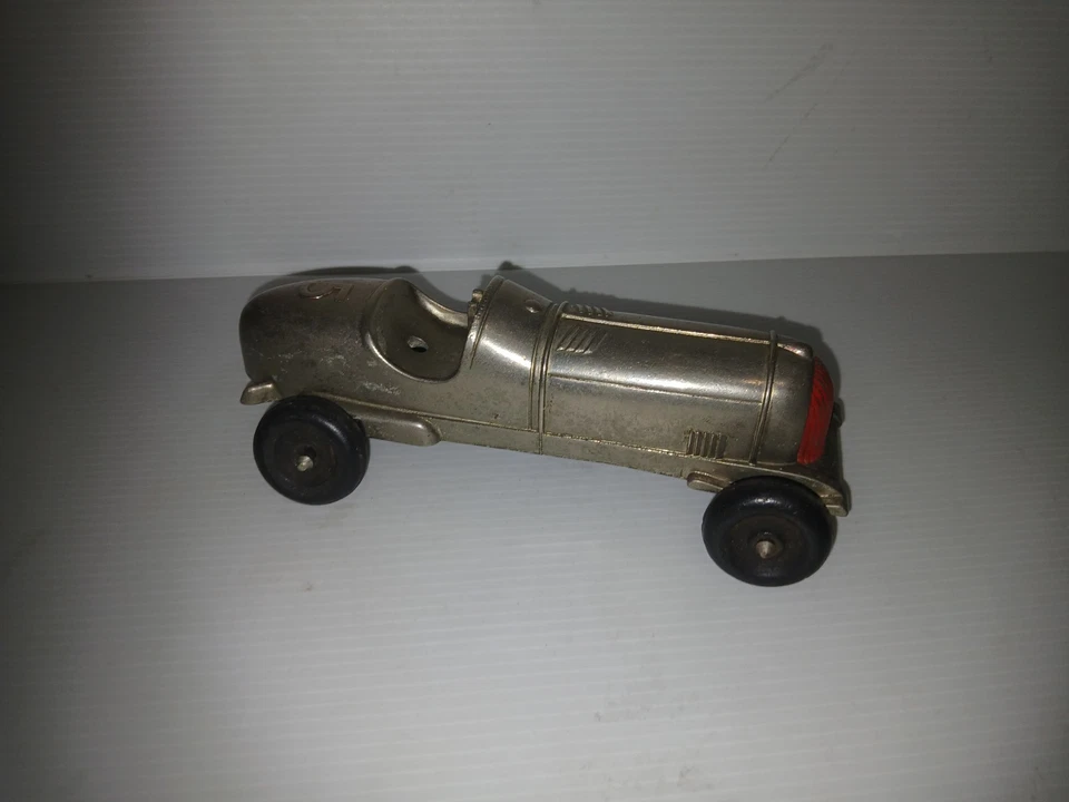 VINTAGE 1950 Hubley Kiddie LARGE RACING CAR USA ORIGINAL TOY RACER DIECAST RACE - Image 3 of 4