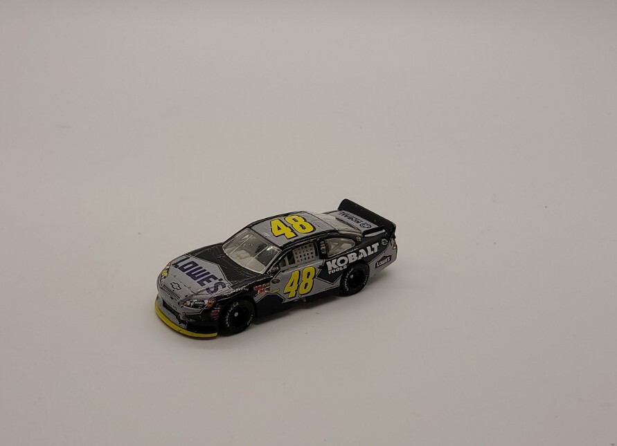 1Jimmie Johnson #48 Lowe's Brushed Metal 1/64 Scale 2008 Action