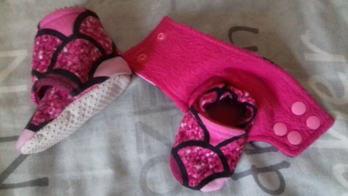Cerise pink shop ankle boots