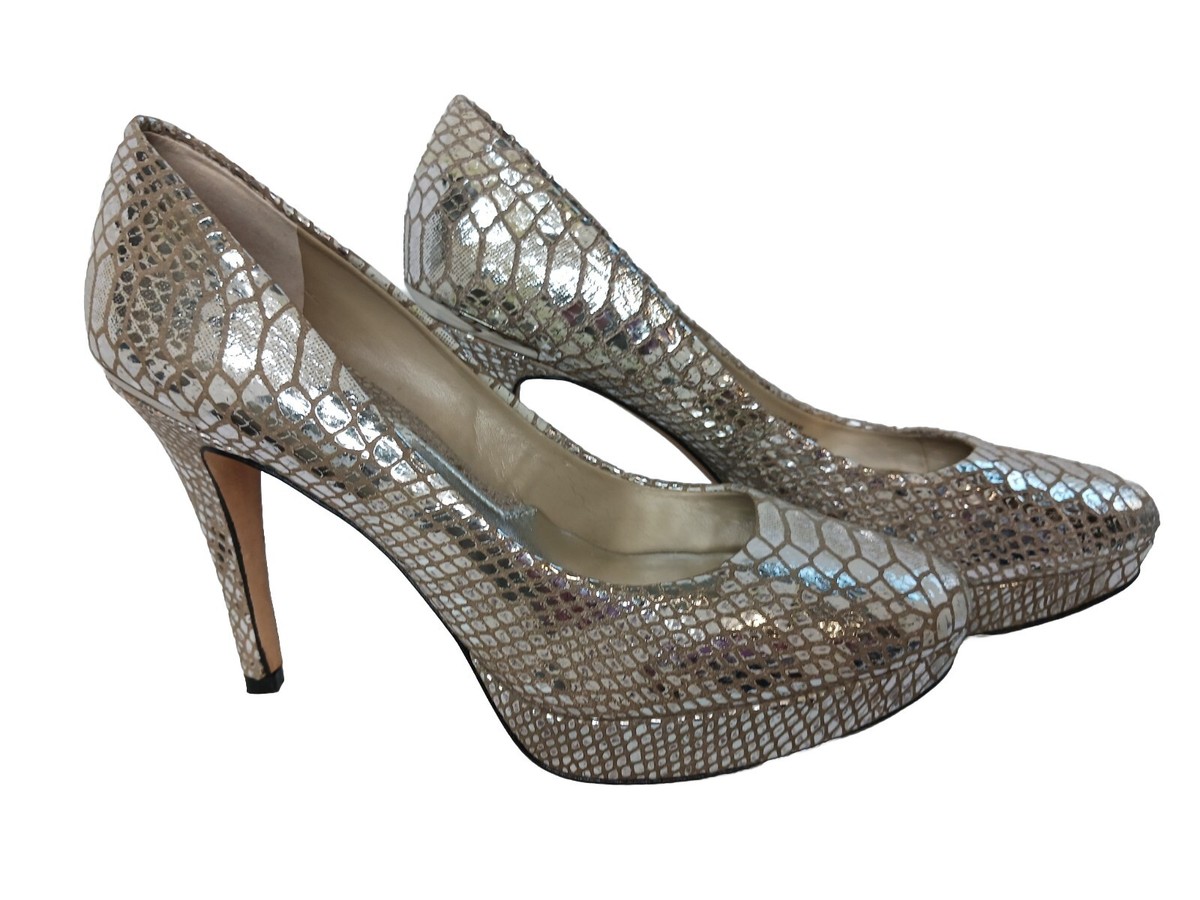 WHITE HOUSE BLACK MARKET ALL LEATHER 3