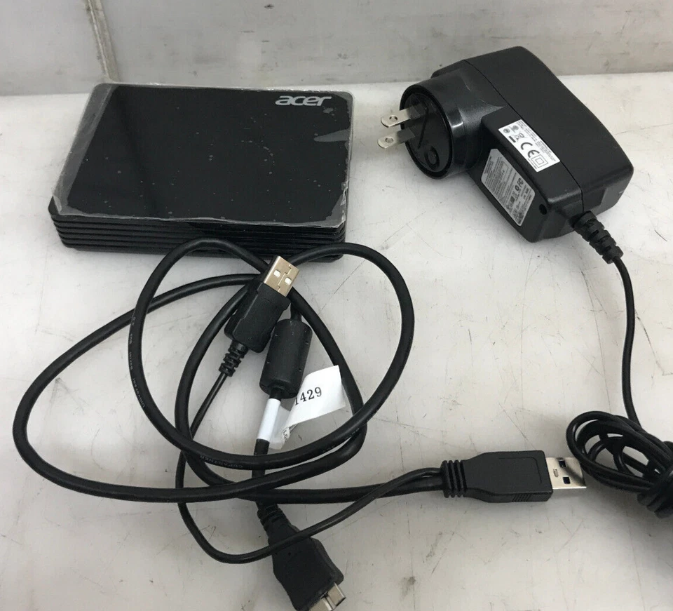 Acer Mini C120 LED WVGA Projector CWV1109 - Image 2 of 3