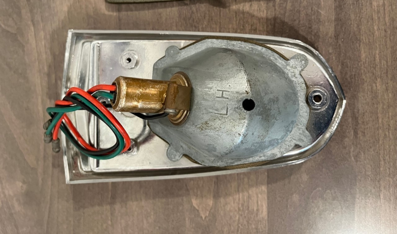 Lotus Elan Plus 2 Indicator Lamp LH Unit Not Reproduction