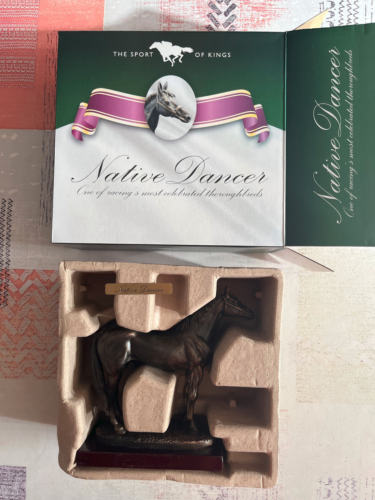 Race Native Dancer Resin Horse Collection Statue Atlas Editions 1/12 - Picture 1 of 2