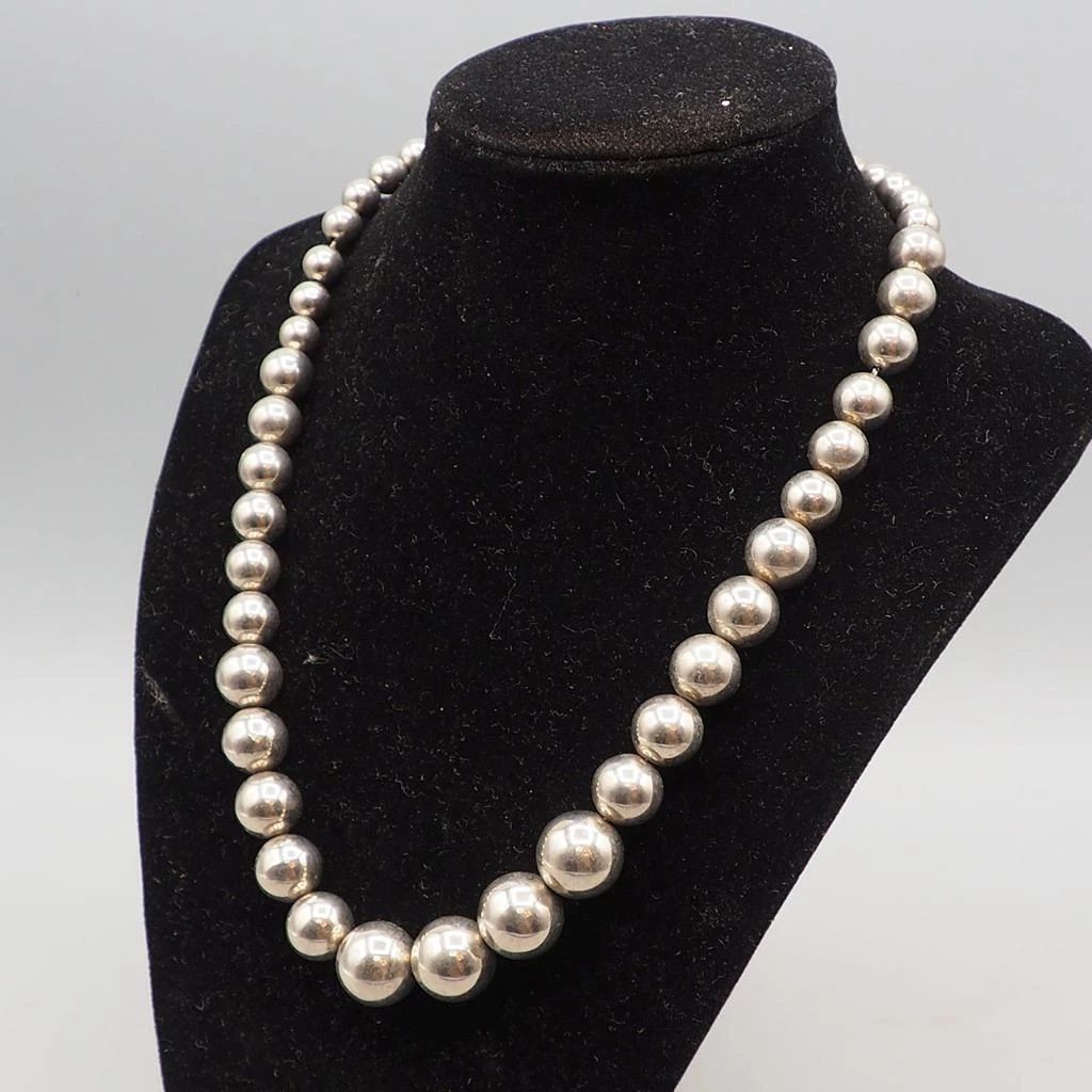 Chunky silver necklace costume jewelry top