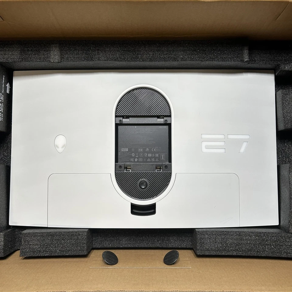 Alienware AW2723DF Gaming Monitor 27" 240Hz Display, Lunar Light - Image 3 of 4