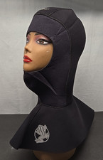 Akona Size M 3mm Quantum Stretch Vented Wet Suit Hood AKH206