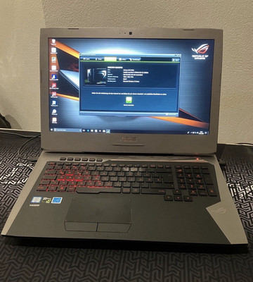 ASUS ROG G752VM 17,3'' i7-6700Q 16GB 200GB SSD+1,8TB HDD Win10