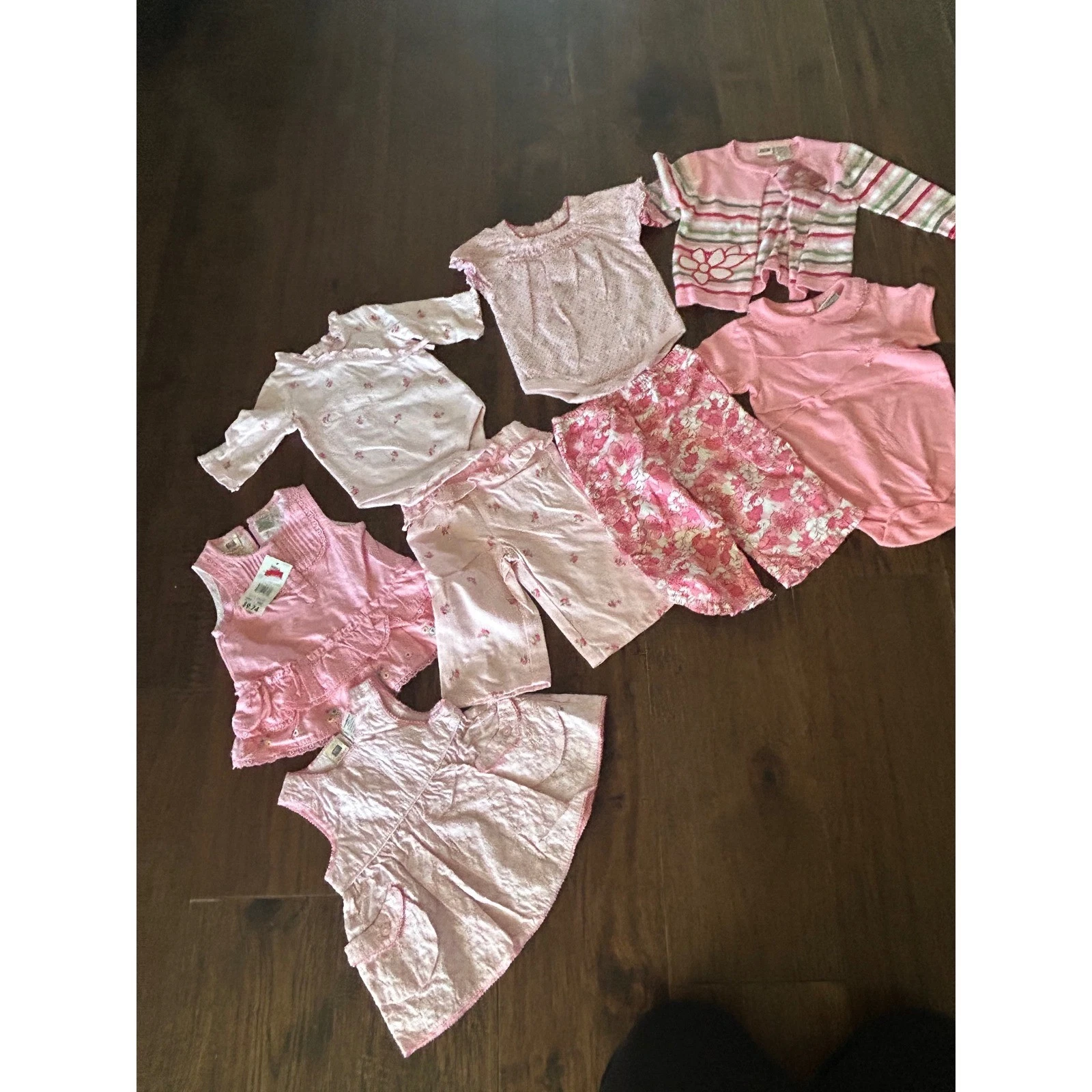 Vtg Y2K NWT Faded Glory Baby Girls Pink Floral Clothing Lot Bodysuits Pants 9pc
Opens in a new windo