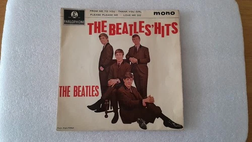 The Beatles Hits Vinyl 7" EP Parlophone Label 1963 - GEP 8880.