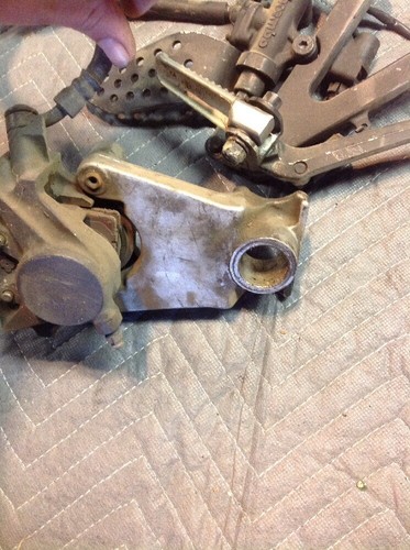 1998-01 Yamaha YZF R1 OEM Right Rearset Rear Brake System Foot Peg Assembly - Bild 7 von 7