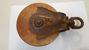 Vintage Starline Barn Pulley Large Rare 9 Antique Farm Tool