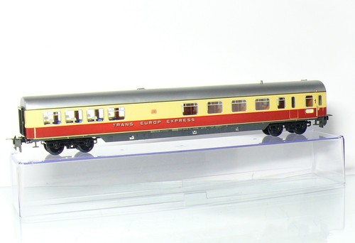 Trix Express 3395 H0  4-achsiger TEE-Barwagen ARD4üm der DB , rot/beige , OVP | Zustand: Gebraucht