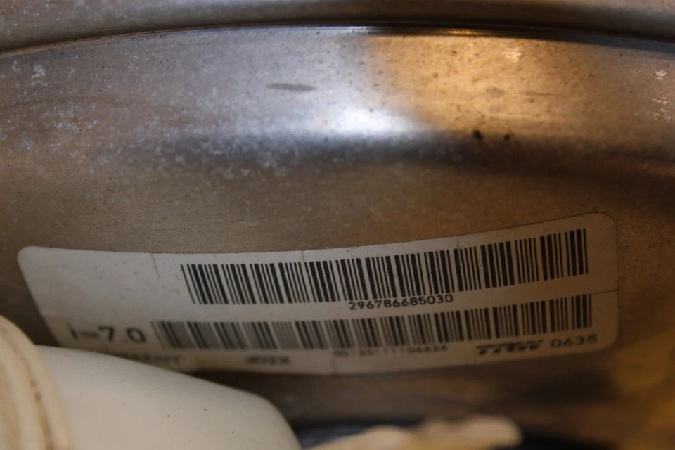 BMW 750LI xDrive 2010-15 potenciador de freno con cilindro maestro con depósito Foto 3 de 4