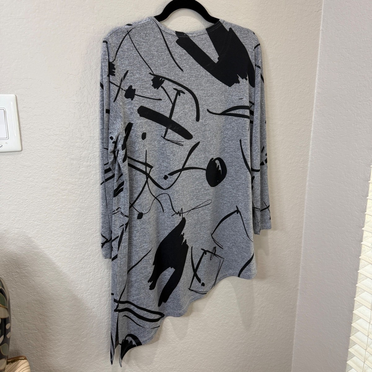 Jess & Jane Tunic Top Womens Grey Abstract Art Asymmetrical Sharkbite XL View 6