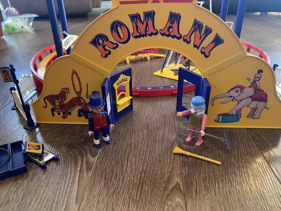 Vintage 1991 Playmobil Romani Circus Not Complete And Extras - Image 2 of 4