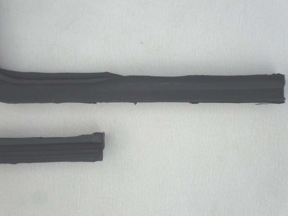 ACC Clear Vent Glass For 1957-1958 Ford – Sedan, Wagon, Truck & Edsel – Left Or Right Side (V2143TCL)