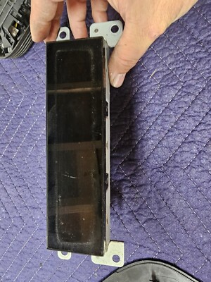 Ford Mustang 2011-2014 AMFM Info Display Screen 7 inch Part Numer BR3T-19C116-AB