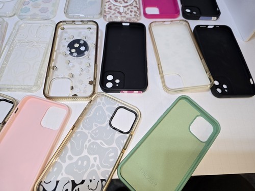 Lot of 19 iPhone 12 Phone Cases And One Screen Protector - Picture 10 of 11