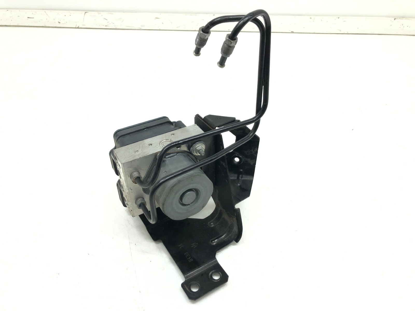 2014-2017 MASERATI GHIBLI ABS ANTI LOCK BRAKE PUMP MODULE OEM.