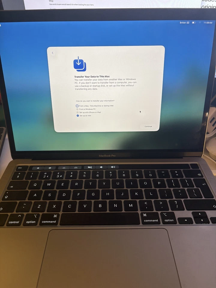 Apple MacBook Pro 13" 2020 · i7 · 32GB · 1TB, photo 1 of 4